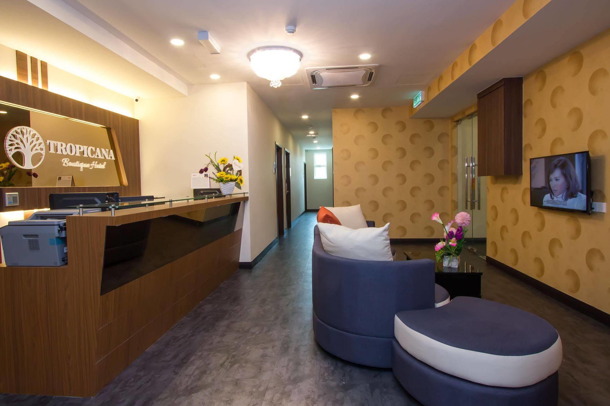 Tropicana Homestay Muar Eksteriør billede