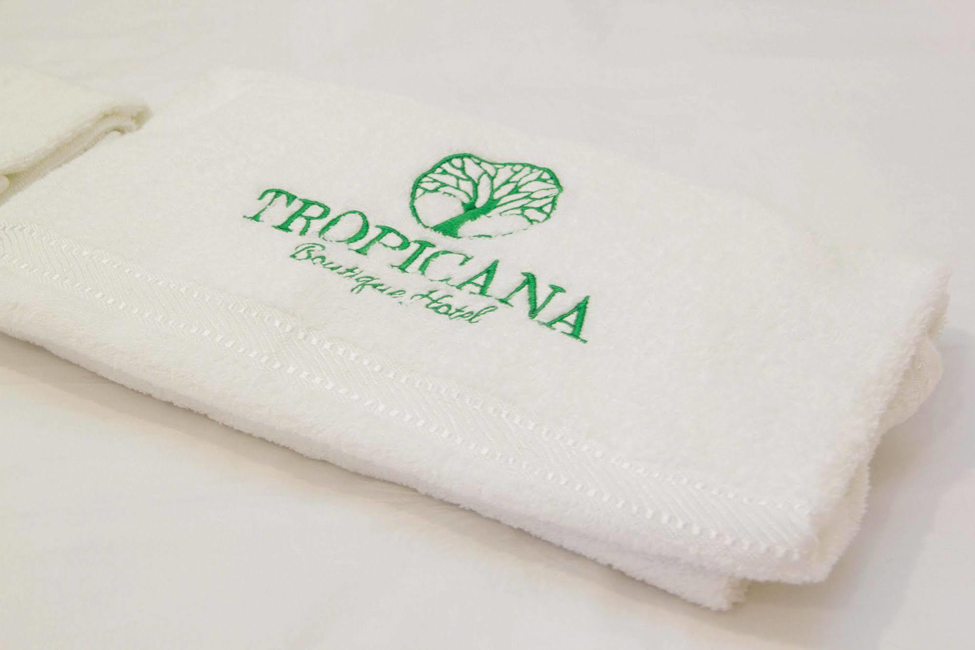 Tropicana Homestay Muar Eksteriør billede