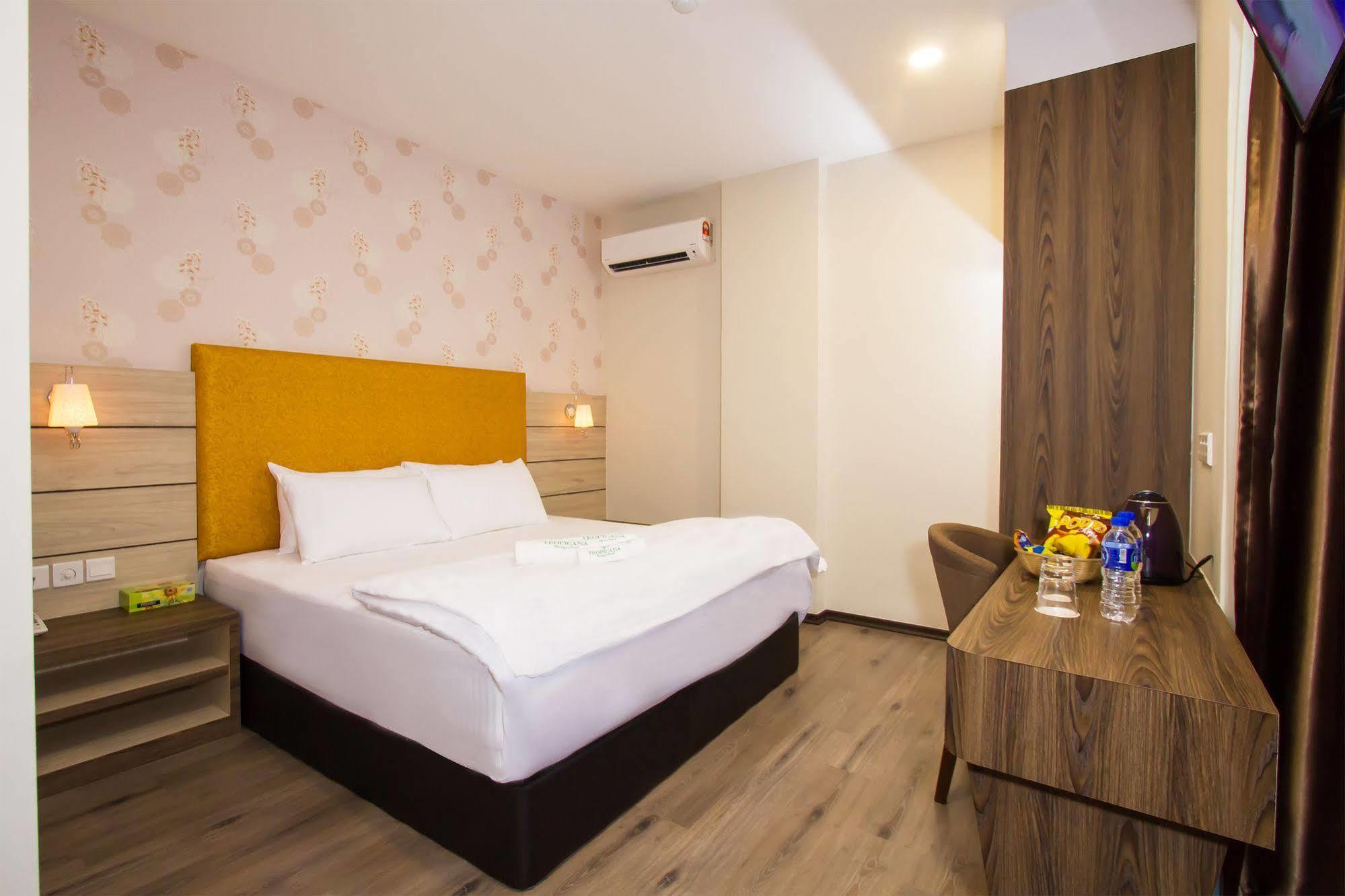 Tropicana Homestay Muar Eksteriør billede