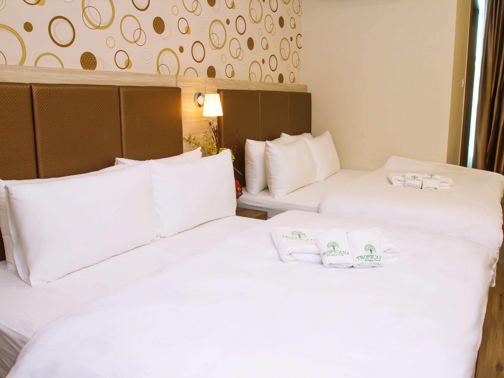 Tropicana Homestay Muar Eksteriør billede
